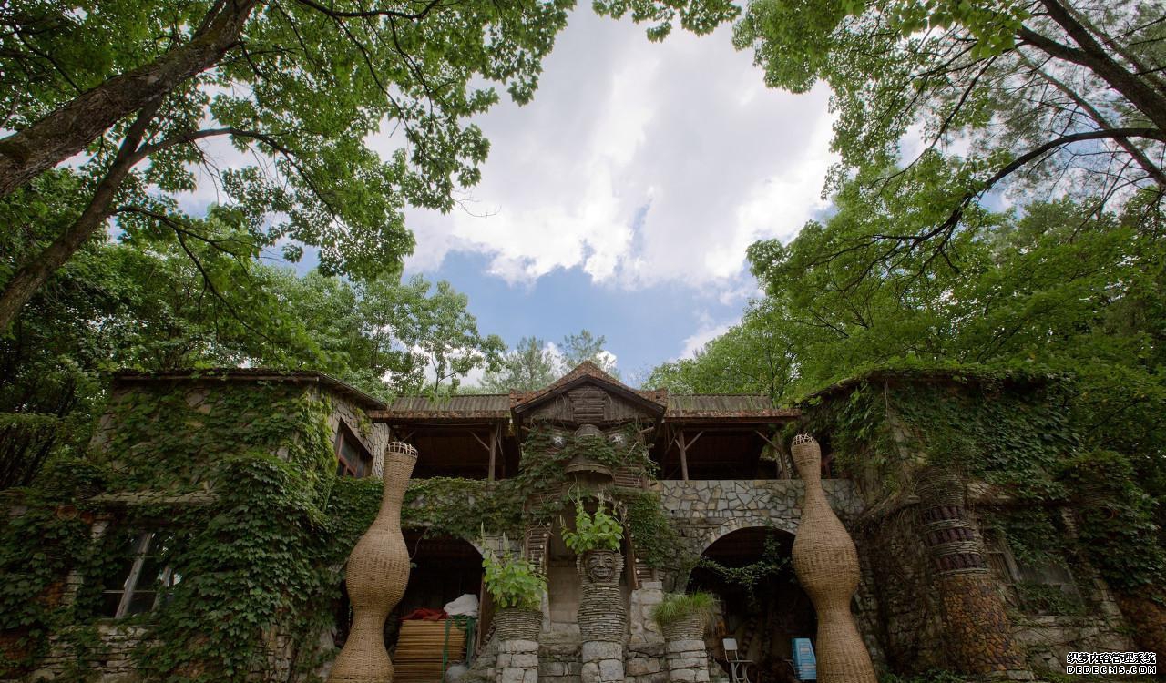 日月谷温泉时间_日月谷温泉_日月温泉谷住宿多少钱