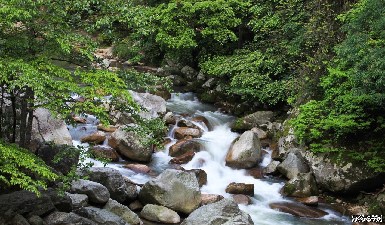 日月温泉谷住宿多少钱_日月谷温泉_日月谷温泉时间
