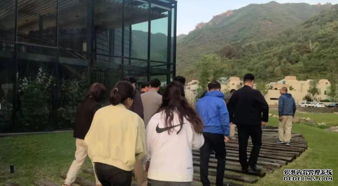 温泉号TBM就位_九号温泉_温泉号盾构机哪产的