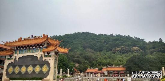 凤岩古庙