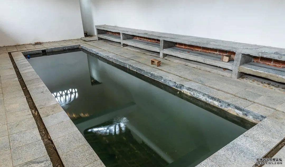 温泉泡澡一天泡几次最好_温泉泡久了为什么会头晕_泡温泉