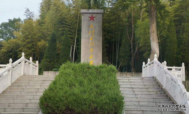 金孔雀温泉有高档池吗_金孔雀温泉是天然的吗_金孔雀温泉