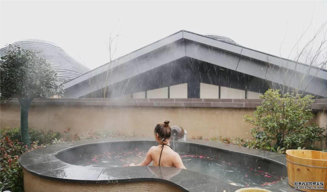 观唐温泉需要带泳衣吗_观唐温泉有服务吗_观唐温泉