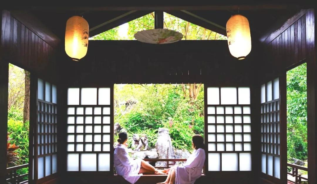 温泉山洞_奇洞温泉_洞内温泉