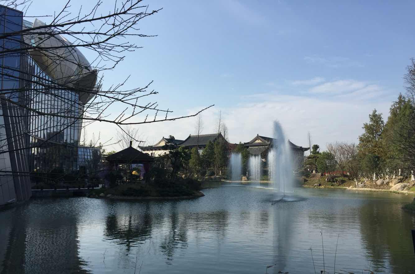 1.乌镇嘉兴最著名的旅游景点？嘉兴南湖？西塘古镇