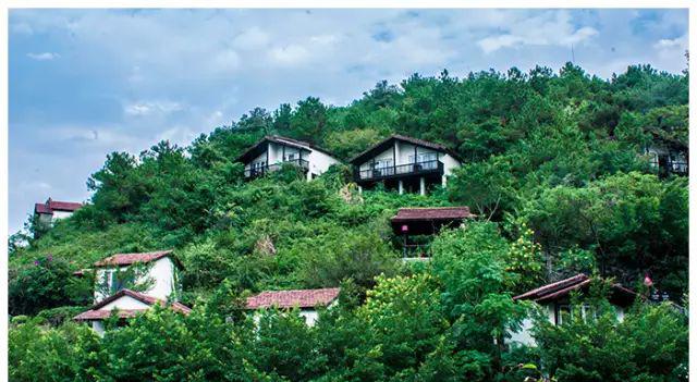 奇洞温泉_温泉山洞_温泉洞怎么去