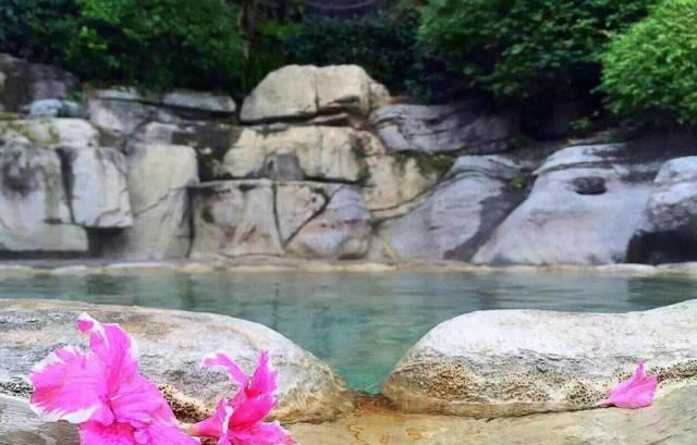 奇洞温泉_洞内温泉_温泉山洞