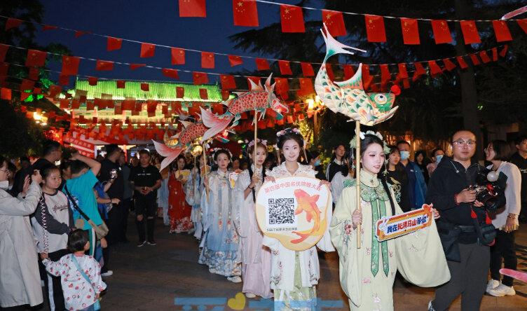 文旅盛宴精彩纷呈 泉城“圈粉”更“
