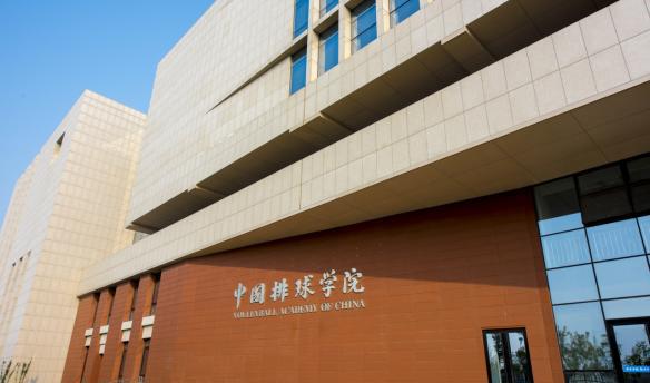 团泊湖温泉_团泊湖温泉城门票包括什么_团泊湖温泉有游泳池吗