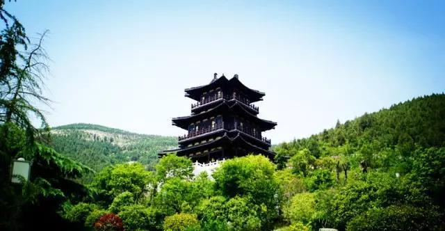 龙山温泉_温泉龙山海拔_温泉龙山的风