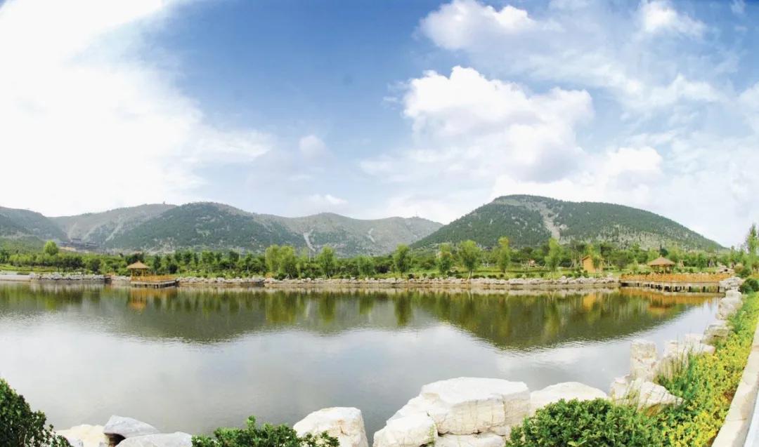 温泉龙山的风_温泉龙山海拔_龙山温泉