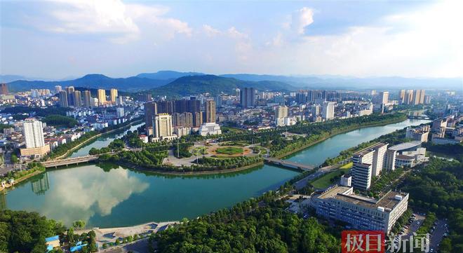 咸宁温泉_温泉咸宁车站图片全景_温泉咸宁庐山对比