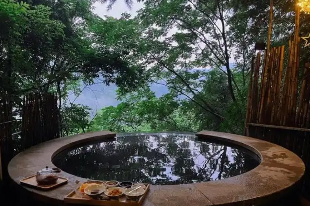 灵秀温泉酒店_灵秀温泉是天然温泉吗_灵秀温泉