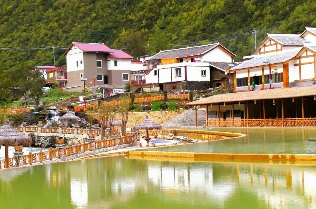 灵秀温泉有室内泡吗_灵秀温泉是天然温泉吗_灵秀温泉