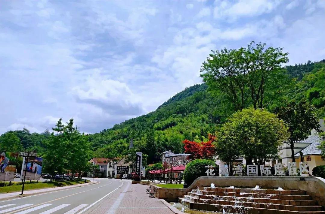 灵秀温泉是天然温泉吗_灵秀温泉有室内泡吗_灵秀温泉