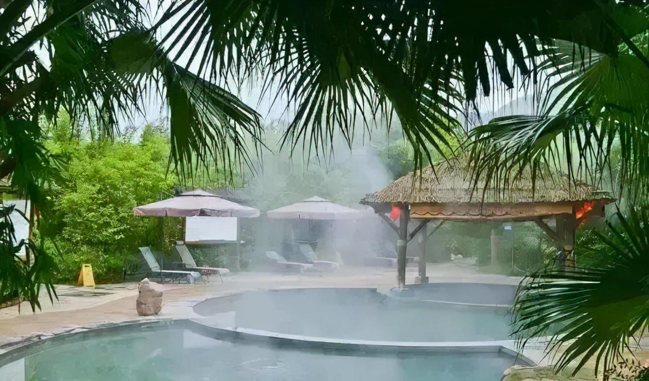 灵秀温泉是天然温泉吗_灵秀温泉_灵秀温泉有室内泡吗