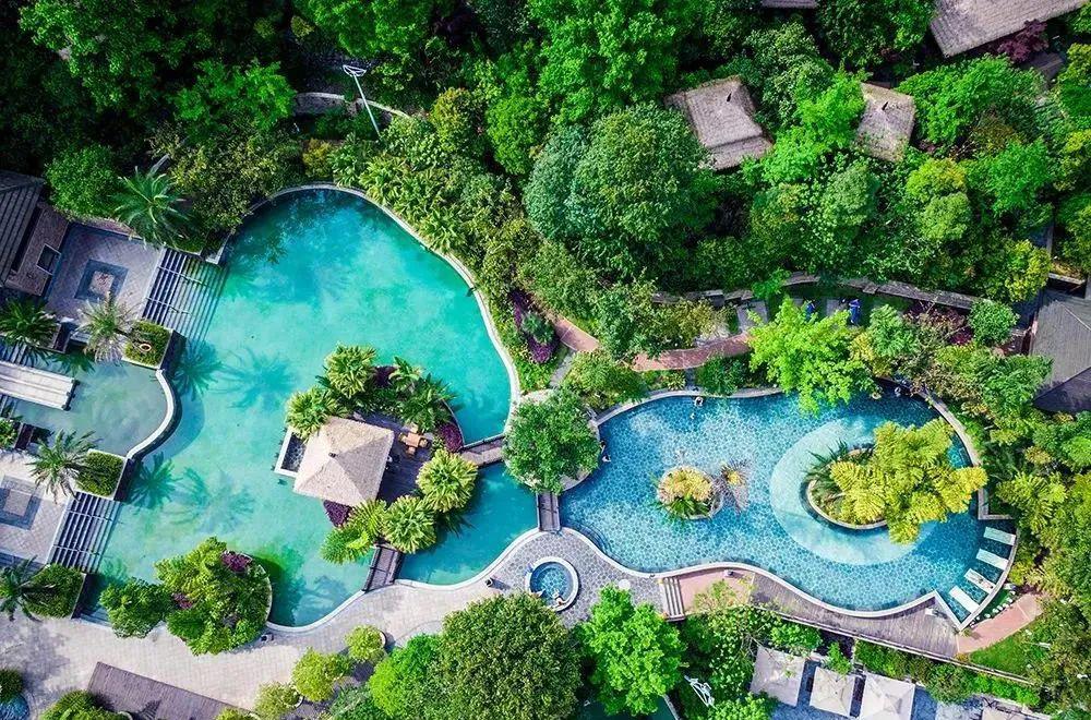 灵秀温泉有室内泡吗_灵秀温泉是天然温泉吗_灵秀温泉
