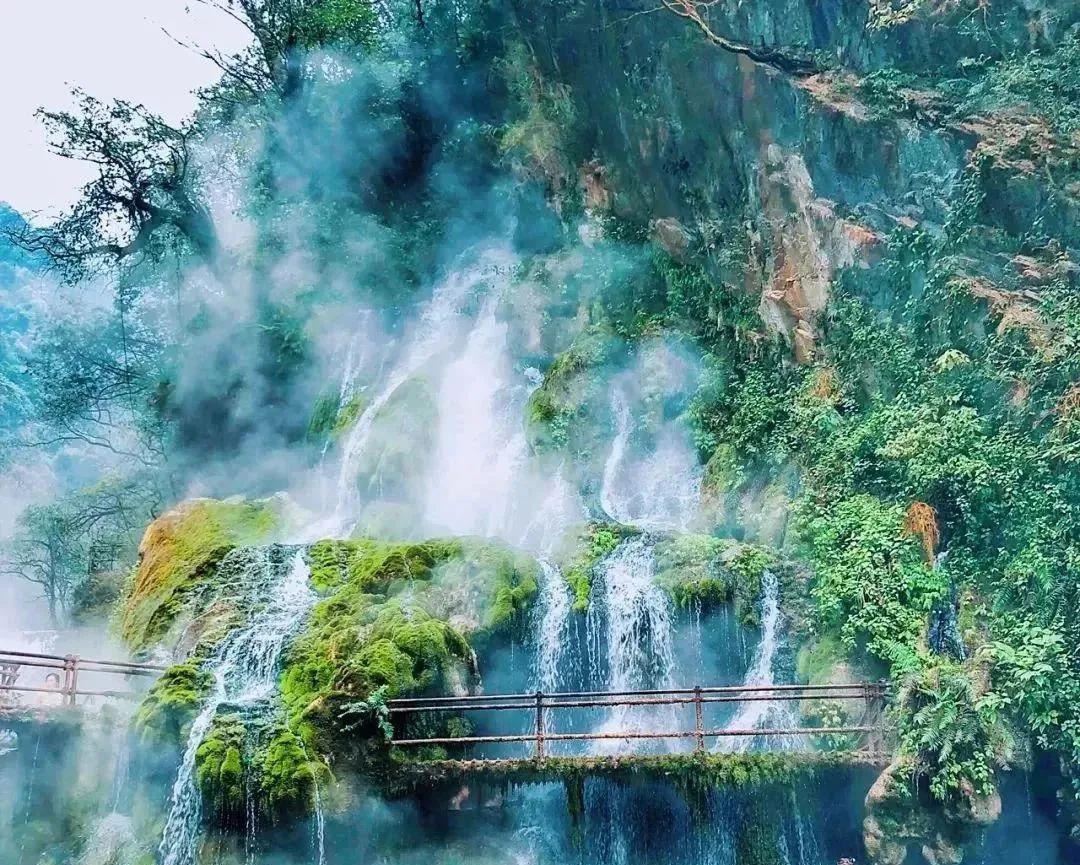 灵秀温泉_灵秀温泉有室内泡吗_灵秀温泉是天然温泉吗