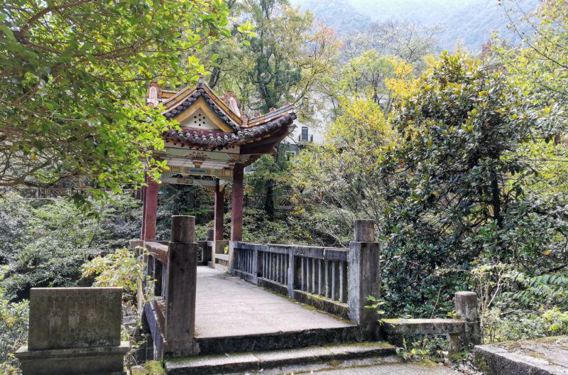 黄山温泉还开放吗_黄山温泉_黄山温泉最建议去的三个地方