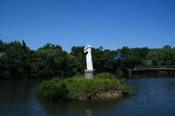 小汤山玫瑰温泉酒店_小汤山温泉_小汤山私汤温泉小院哪家便宜