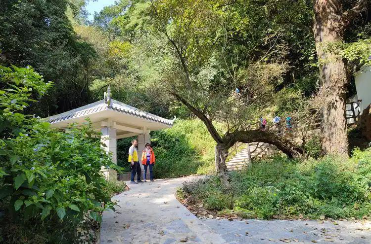 安宁温泉酒店_安宁温泉房间带私人泡池_安宁温泉