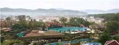 金孔雀温泉度假村_金孔雀泡温泉_金孔雀温泉