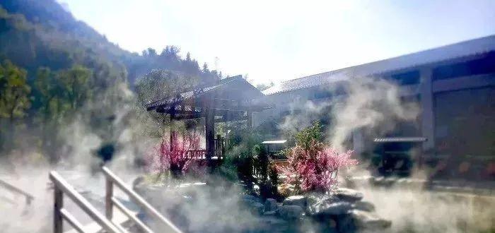 紫龙湾温泉_紫龙湾温泉门票价格_紫龙湾温泉度假区