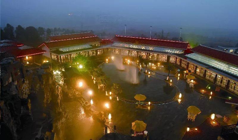 紫龙湾温泉门票价格_紫龙湾温泉_紫龙湾温泉度假区