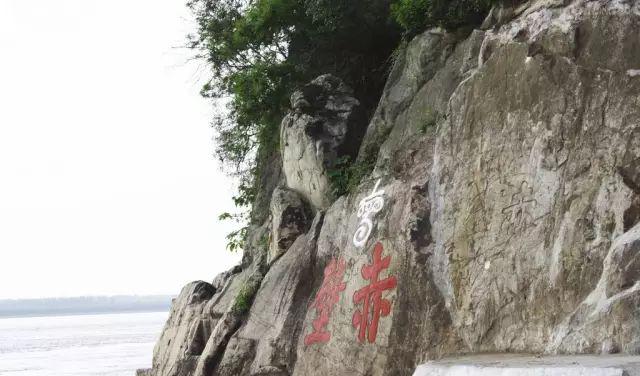 海螺沟温泉有什么好处_海螺沟温泉_海螺沟景区内温泉