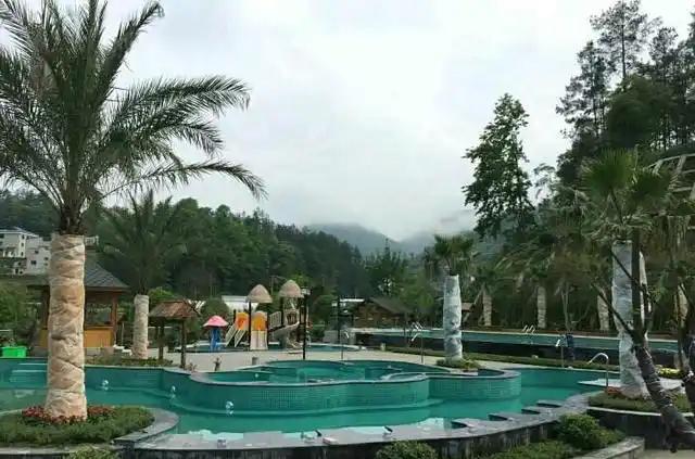 温泉贵州有啥好玩的地方_贵州温泉_贵州温泉排名