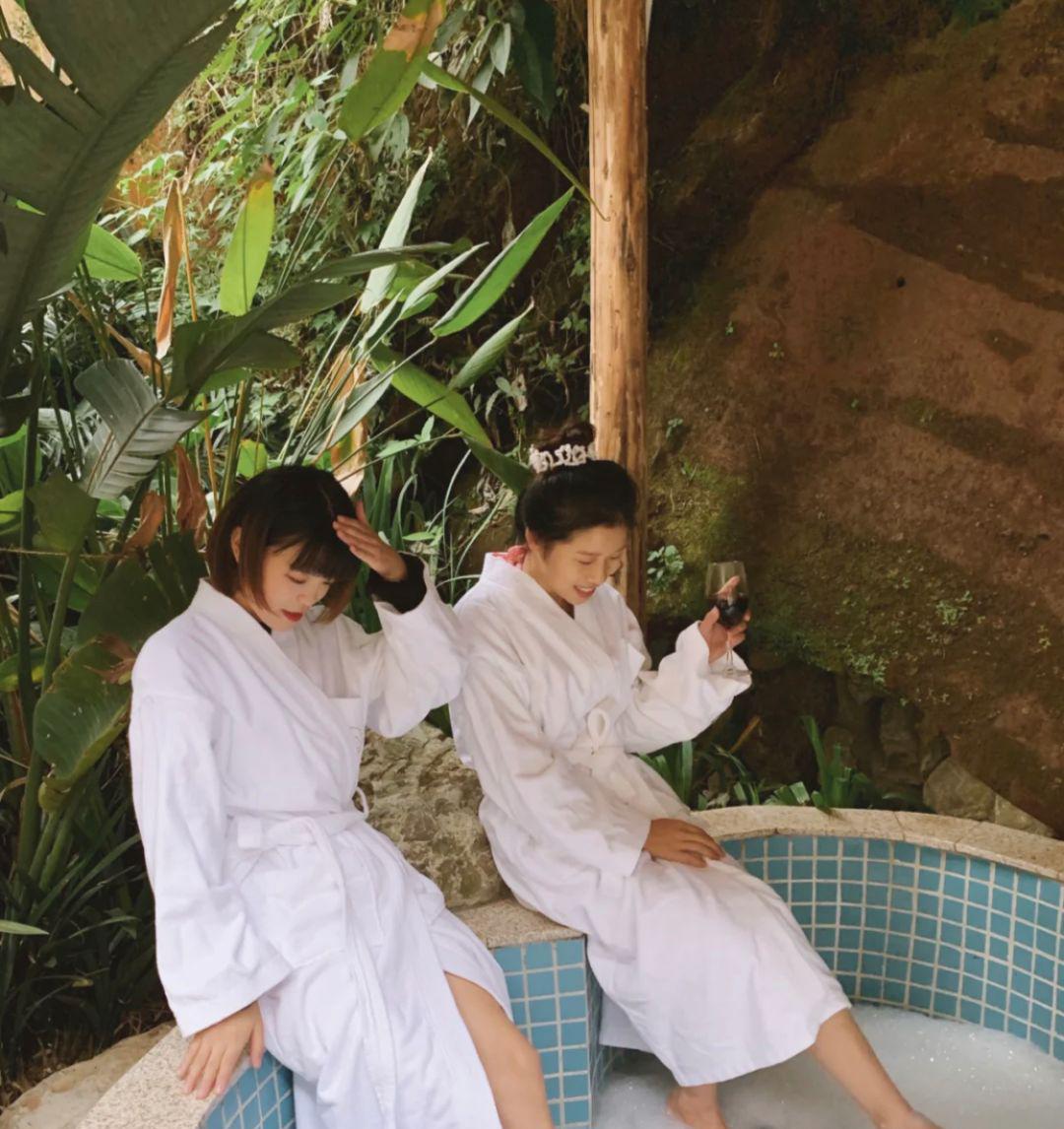 峨眉山的温泉酒店_峨眉山温泉_峨眉山源头温泉