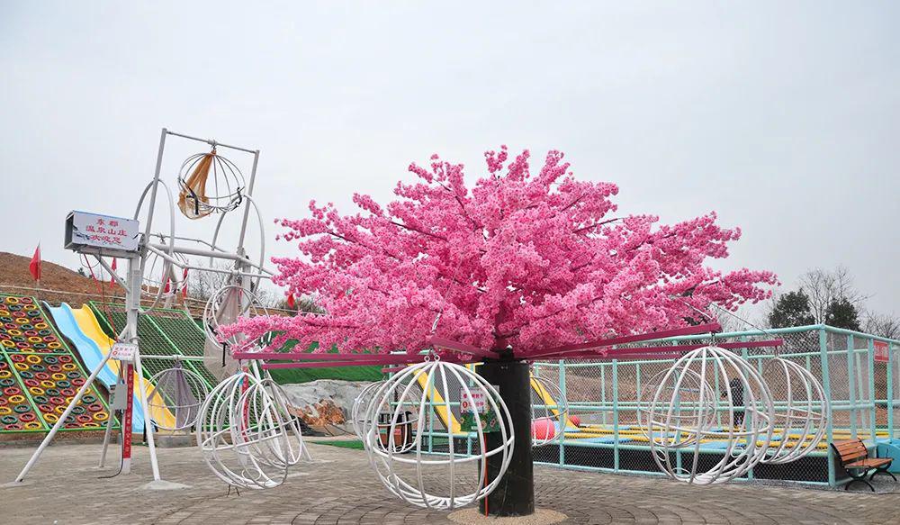 古滇温泉山庄温泉_山庄温泉美景对联_温泉山庄